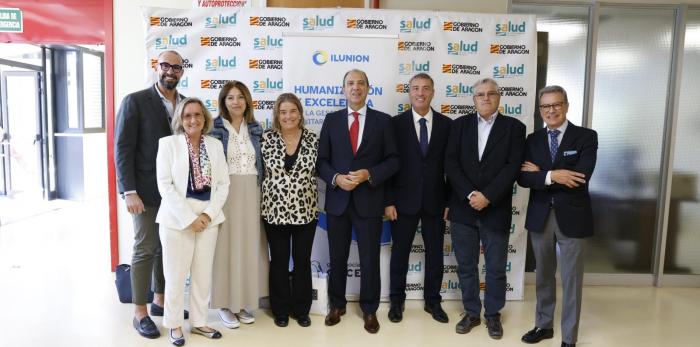 El consejero de Sanidad clausura la Jornada ‘Humanización y excelencia en la atención sanitaria’, que se ha celebrado este miércoles en el Hospital Clínico Universitario Lozano Blesa de Zaragoza.