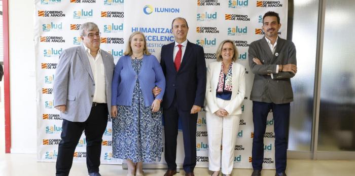 El consejero de Sanidad clausura la Jornada ‘Humanización y excelencia en la atención sanitaria’, que se ha celebrado este miércoles en el Hospital Clínico Universitario Lozano Blesa de Zaragoza.