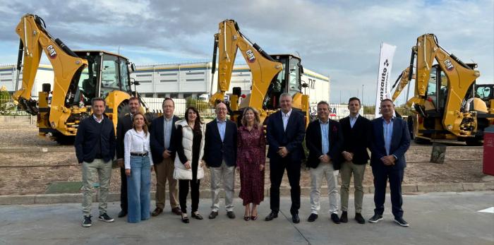 La vicepresidenta ha visitado este jueves las instalaciones de Finanzauto en Zaragoza