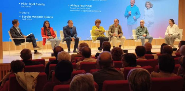 Alrededor de 200 personas han asistido al acto, que ha tenido lugar en el Salón Rioja del Patio de la Infanta