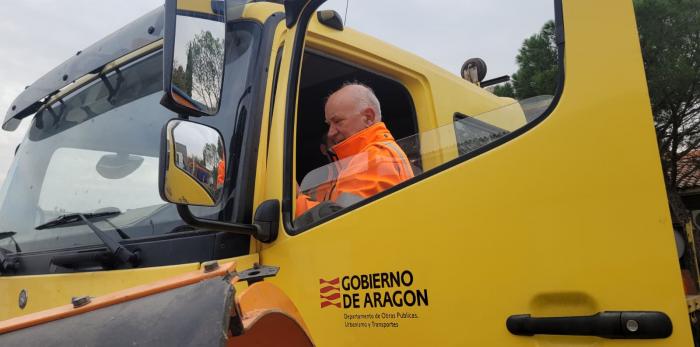 Miguel Ángel Arminio ha presentado la campaña de vialidad invernal 2025-2026 en el Parque de Maquinaria de Zaragoza.