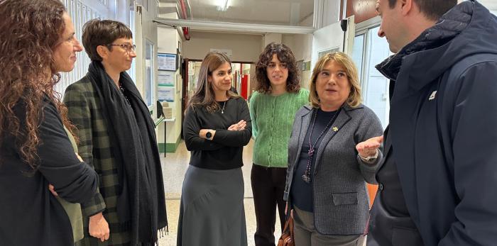 La consejera ha presidido el acto de la entrega del sello LabelFrancEducation al IES Pablo Serrano