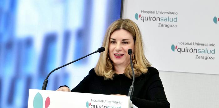 Los consejeros José Luis Bancalero Flores y Claudia Pérez Forniés, en el acto de acreditación de Quirónsalud como hospital universitario