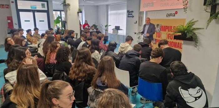 El director general de FP, Luis Mallada, ha abierto la jornada inaugural de GIRA Jóvenes.