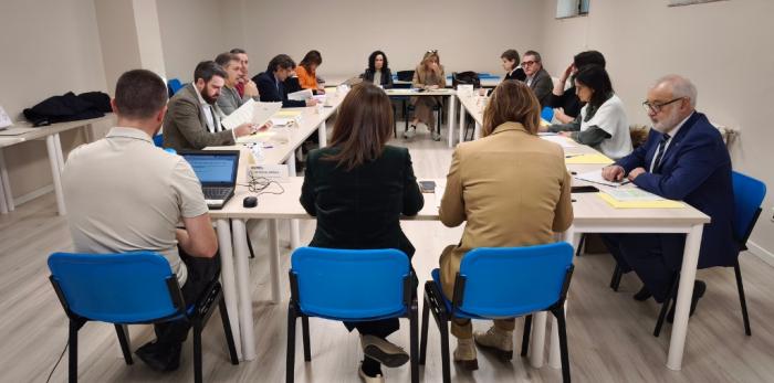 Es la cuarta de las reuniones de esta comisión, encargada de orquestar el diálogo permanente entre las entidades