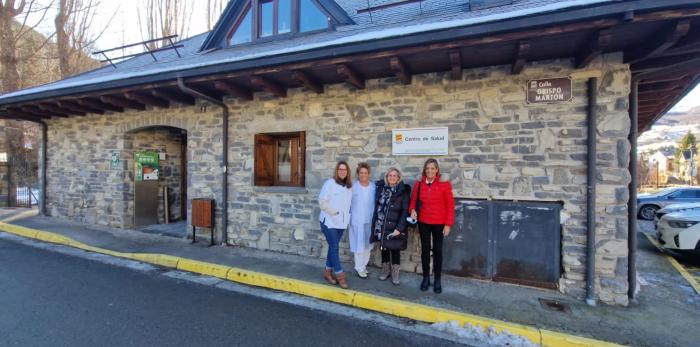 La gerente del SALUD ha visitado los centros de Sallent, Escarrilla y el punto de atención de ARAMON