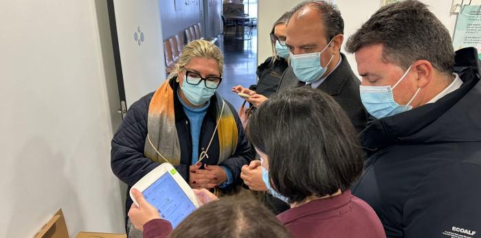 El consejero de Sanidad y la gerente de Atención Primaria del SALUD asisten a la proyección del video “El discreto encanto de la medicina rural”, en la Casa Cultura de Calanda