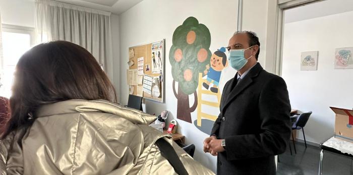 El consejero de Sanidad y la gerente de Atención Primaria del SALUD asisten a la proyección del video “El discreto encanto de la medicina rural”, en la Casa Cultura de Calanda