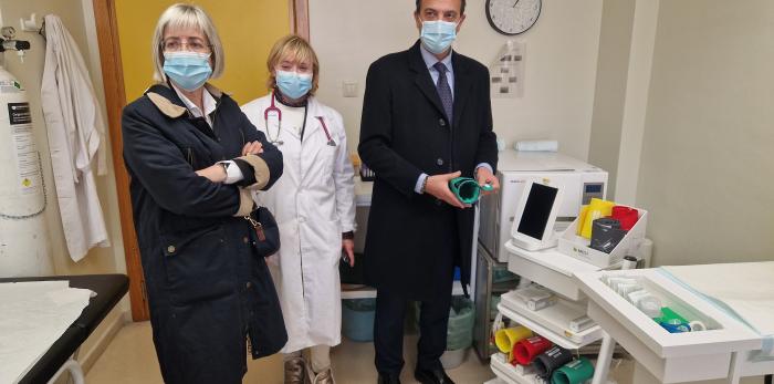 El consejero de Sanidad visita el centro de salud de Utebo y su dotación tecnológica