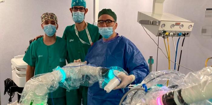 Urólogos en primera intervención con cirugía robótica en Teruel