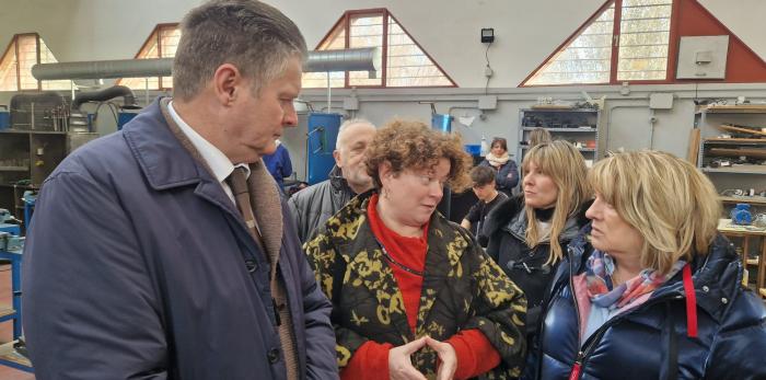 La consejera de Educación ha visitado hoy la localidad de Fraga.