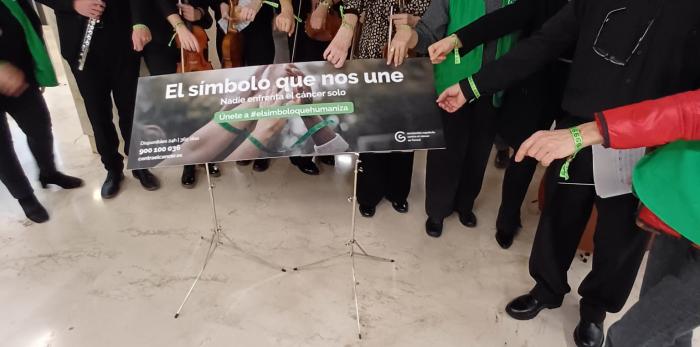 Intervención musical en el Hospital Universitario Obispo Polanco organizada por la AECC con motivo del Día Mundial contra el Cáncer.