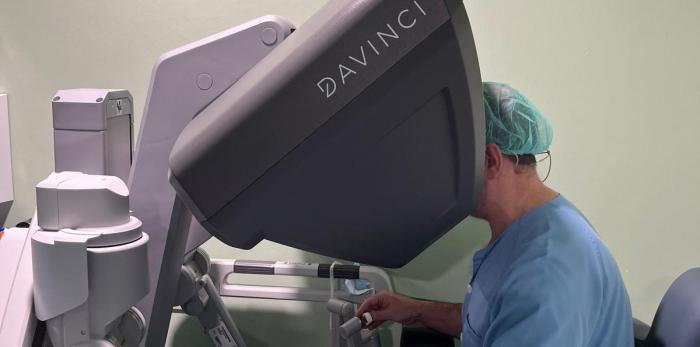 Imagen de la cirugía robótica