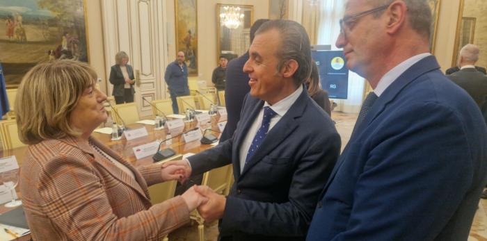 La consejera ha participado en la primera conferencia sectorial de Educación con la nueva ministra.