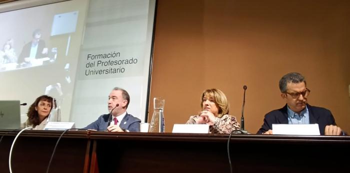 La consejera en funciones ha abierto las jornadas.