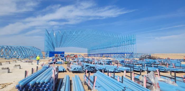 Visita a las obras de la fábrica y hangar de dirigibles estratosféricos.