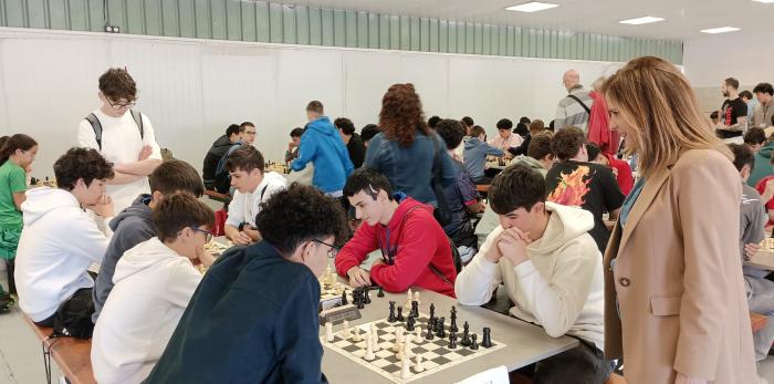 La directora general de Política Educativa, Ana Moracho, ha asistido al encuentro de ajedrez.