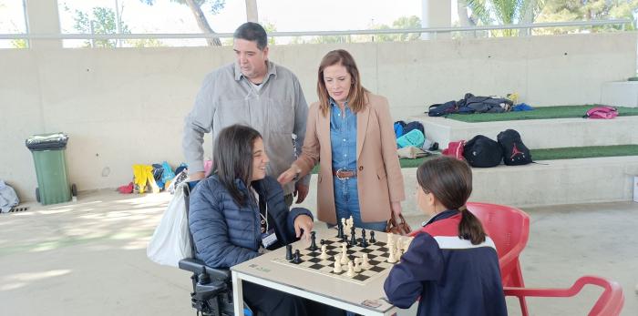 La directora general de Política Educativa, Ana Moracho, ha asistido al encuentro de ajedrez.