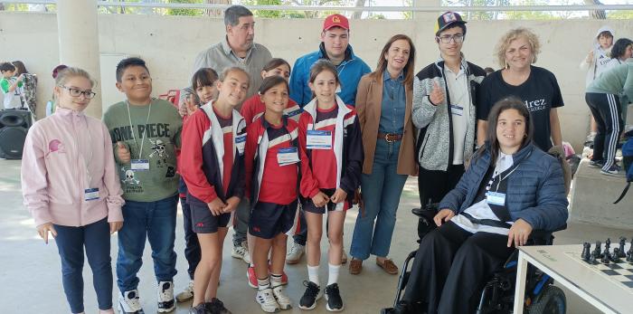 La directora general de Política Educativa, Ana Moracho, ha asistido al encuentro de ajedrez.