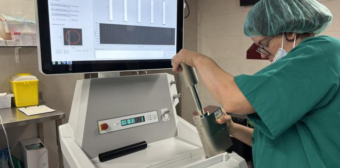 Intervención de radioterapia intraoperatoria realizada en el Hospital de Calatayud dentro del programa de la UCMORA.