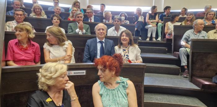 El consejero de Sanidad participa en el Día del Colegiado del Colegio de Médicos de Zaragoza