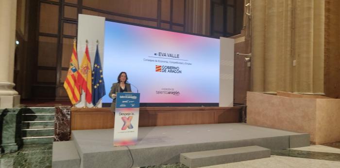 La Sala de la Corona del Pignatelli ha acogido el cierre de la X edición del programa Talento Joven Aragón