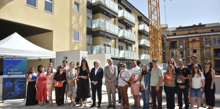 Acto de entrega de las llaves de las primeras viviendas de La Merced.