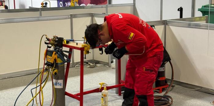Francisco Beltrán durante su entrenamiento para las WorldSkills en Birmingham.