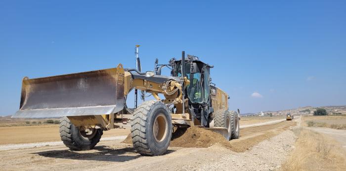 Obras en la A-230, en Castejón de Monegros.