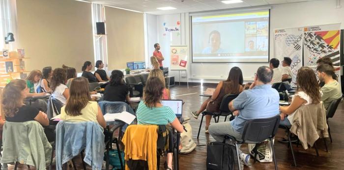 Asistentes a la jornada de COFOs en el CP de Sabiñánigo