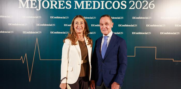 La doctora García Mur ha sido distinguida por El Confidencial como mejor médico 2026