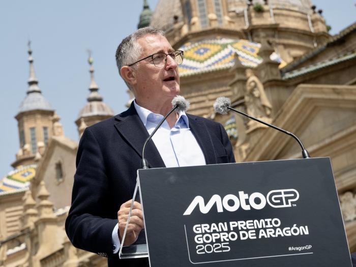 Diferentes momentos del acto de presentación del mundial de MotoGP.