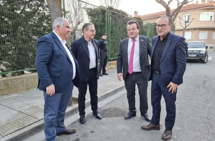 Concejal de Deporte de Zuera, director general de Deporte, consejero de Deporte, alcalde de Zuera