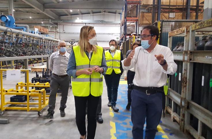 Visita a la empresa Magna Automotive en Pedrola