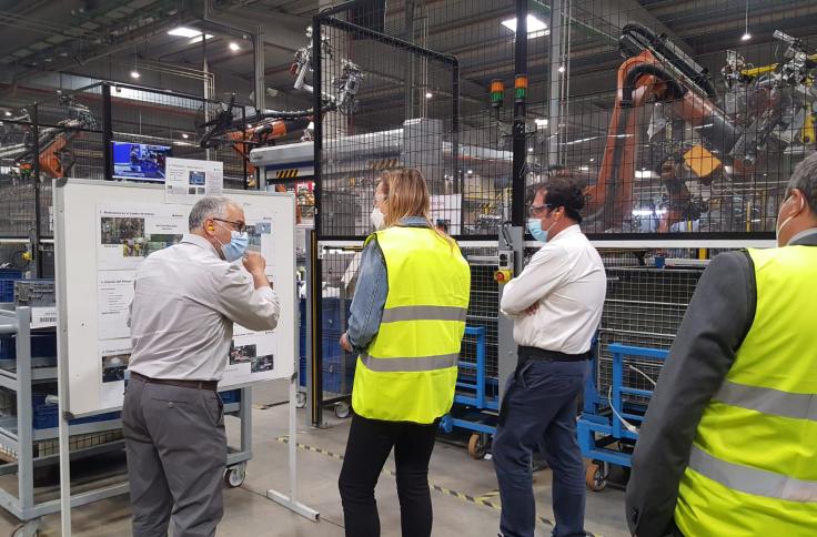 Visita a la empresa Magna Automotive en Pedrola