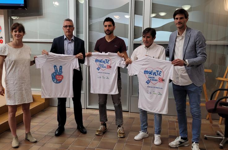 Foto de familia de la presentación de la carrera