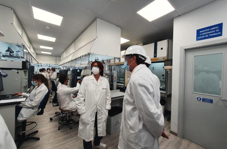 Aliaga visita la empresa Rolabo