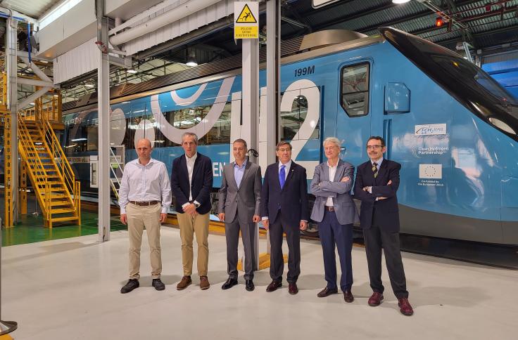 Aliaga visita CAF