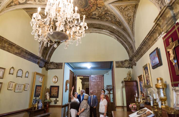 Javier Lambán visita la iglesia de la Mantería