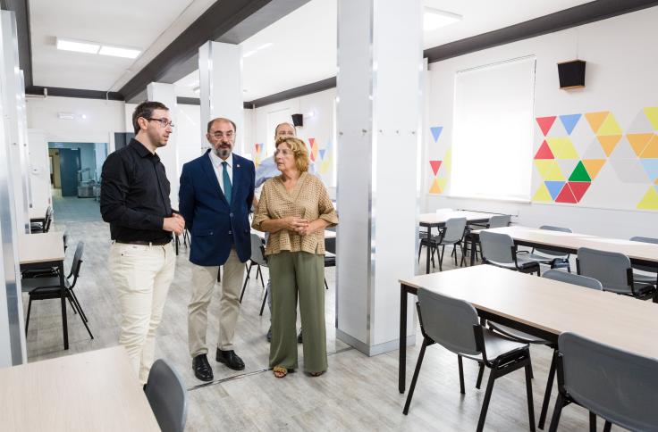 El presidente Javier Lambán visita el fin de obras de la residencia de estudiantes Baltasar Gracián del IAJ