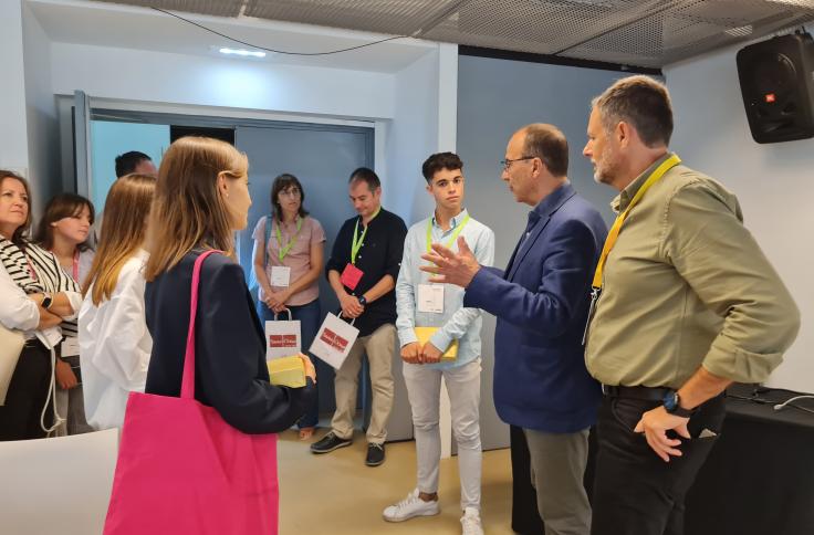 Encuentro con alumnado del IES Lucas Mallada