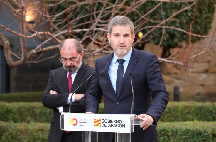 El Rey Felipe VI inaugura en Alcañiz la exposición "Territorios 5X50" en la clausura del 50 aniversario de la UNED