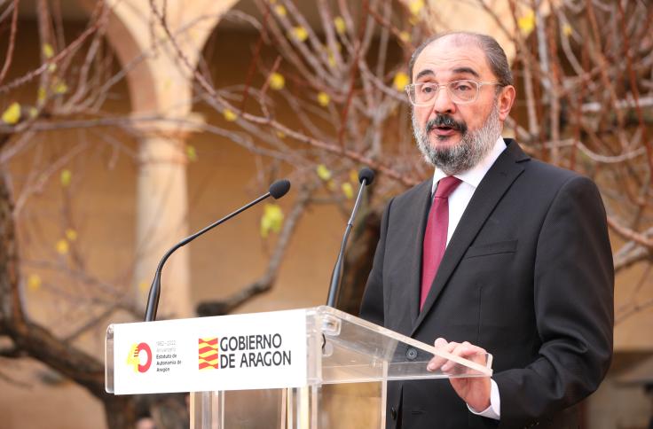 El Rey Felipe VI inaugura en Alcañiz la exposición "Territorios 5X50" en la clausura del 50 aniversario de la UNED