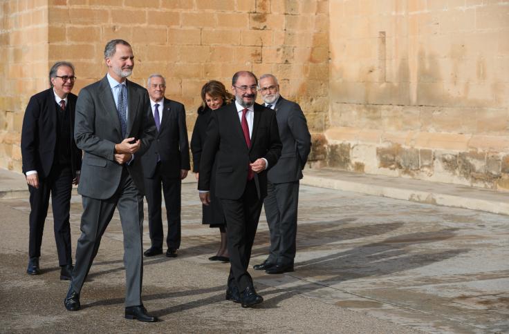 El Rey Felipe VI inaugura en Alcañiz la exposición "Territorios 5X50" en la clausura del 50 aniversario de la UNED