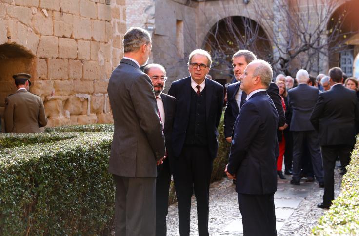 El Rey Felipe VI inaugura en Alcañiz la exposición "Territorios 5X50" en la clausura del 50 aniversario de la UNED