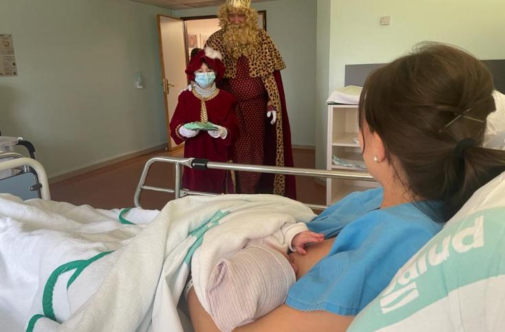 Visita de los Reyes Magos al Hospital Infantil