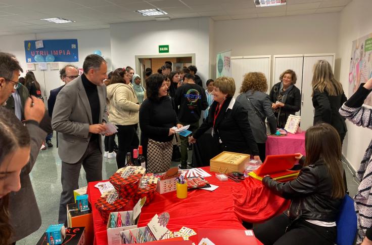 El director general de Innovación participa en la Feria de Empresas Simuladas