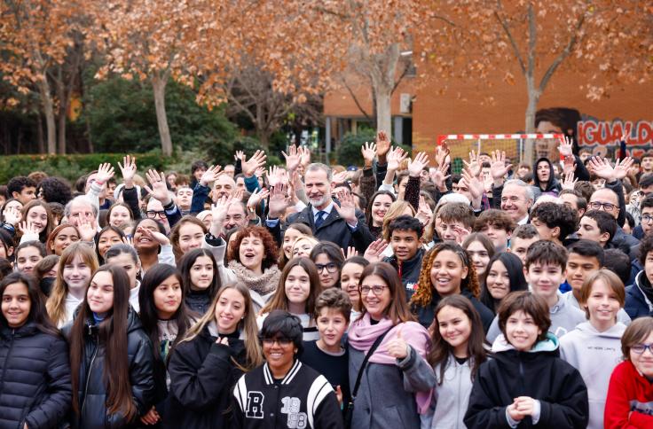 El IES Ramón y Cajal de #Zaragoza recibe el Premio Escuela del año 2021 de la Fundación Princesa de Girona por su modelo inclusivo y de integración