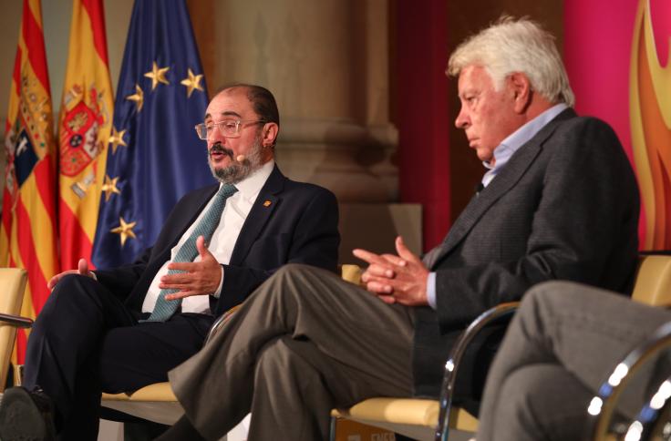 Felipe González y Javier Lambán inauguran el foro ‘El desafío de los grandes incendios forestales. Impactos en el territorio’