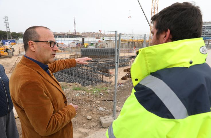 Felipe Faci visita el CEIP María Zambrano